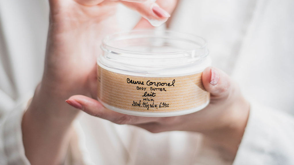 Ways to Combat Dry Skin - Skincare