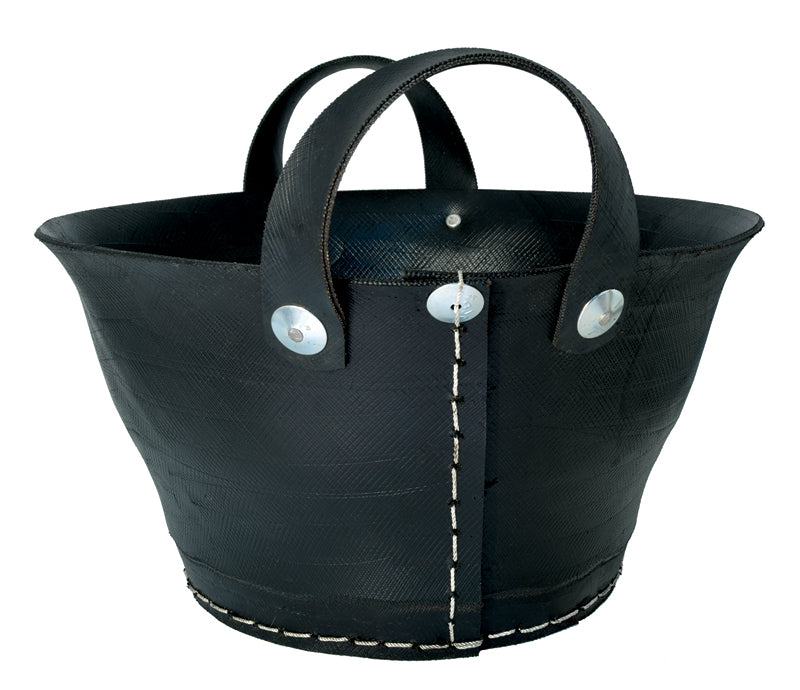 Tadé Small Carrier Recycled Tire (02) - Lothantique Canada